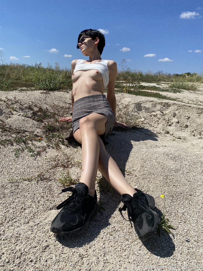 Photo by auddfleur published on October 16,2023 00:53:49 - BestThots
