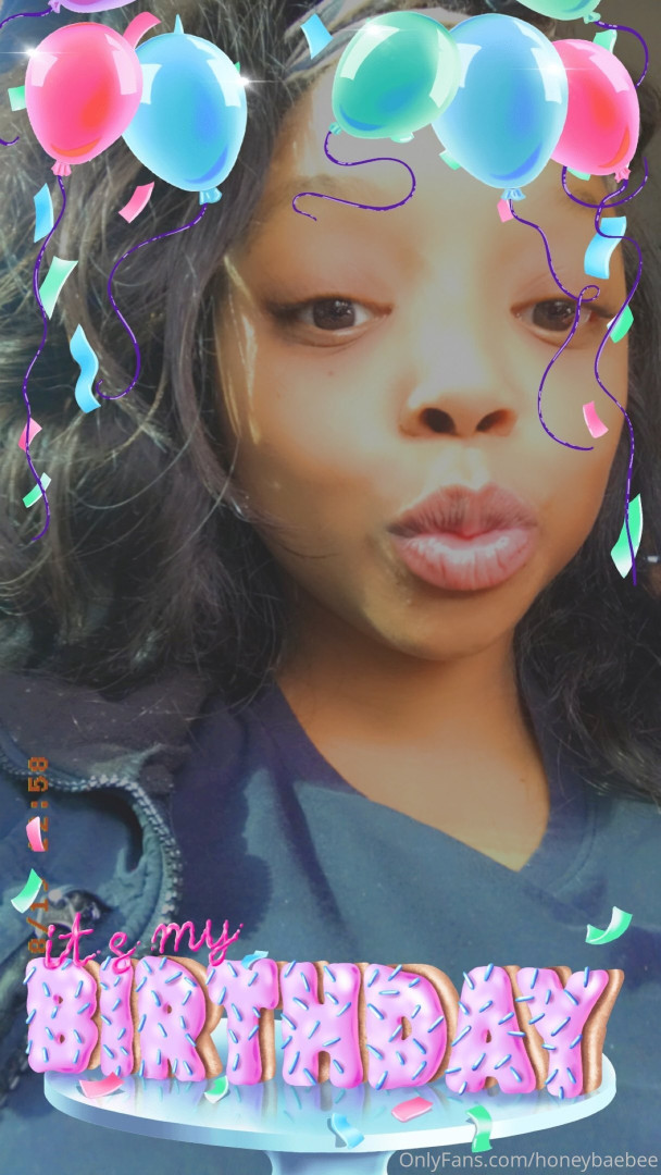 Photo by honeybaebee published on October 15,2023 22:17:07 - BestThots
