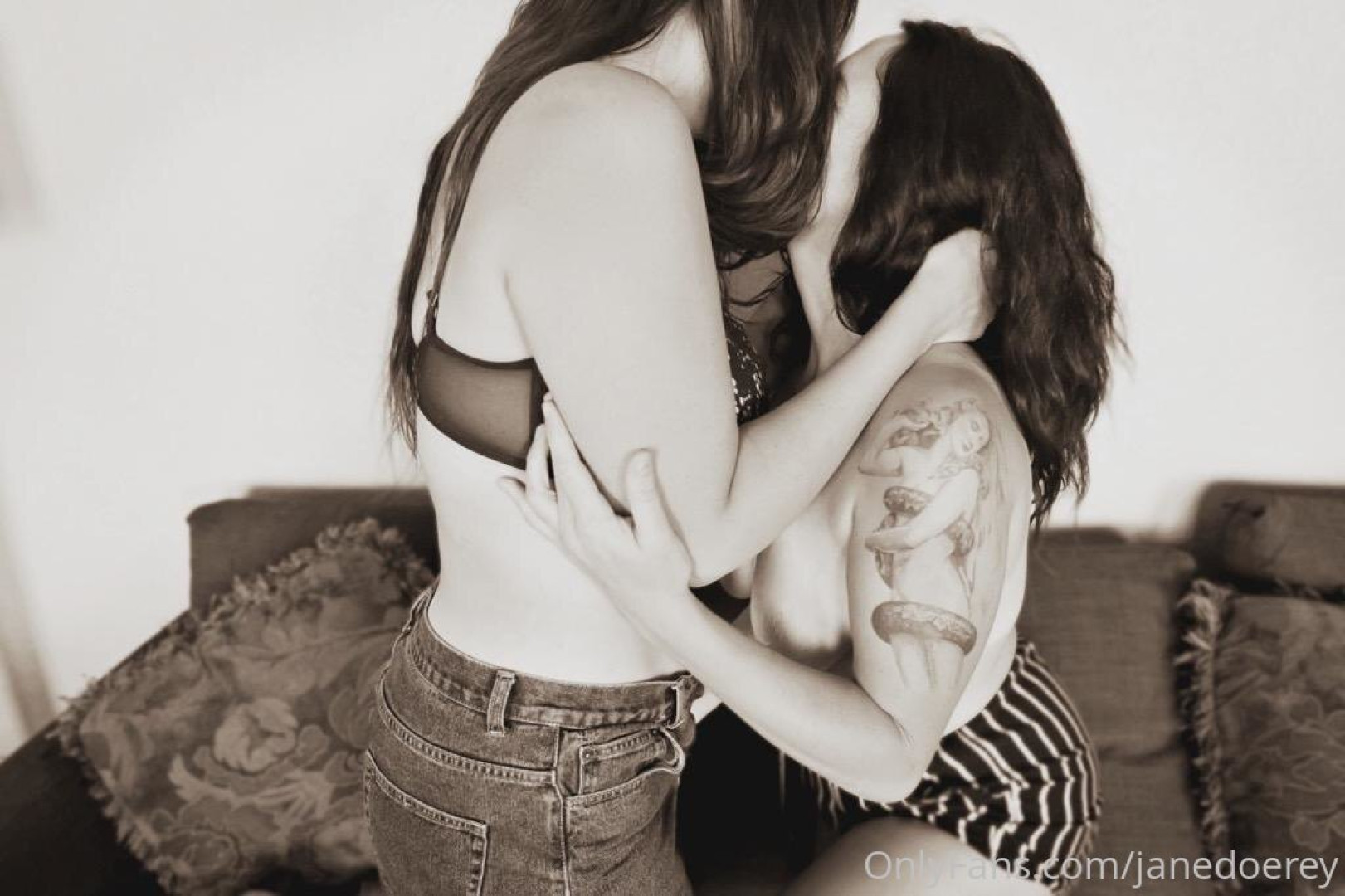 Photo by janedoerey published on June 18,2023 19:49:59 - BestThots