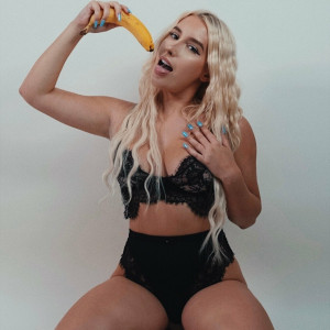 snackinwithanastasia #6243356