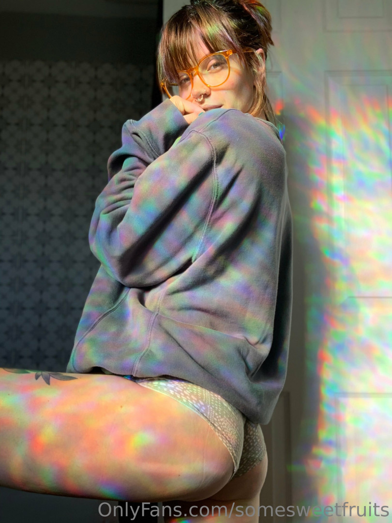 Photo by somesweetfruits published on May 17,2023 19:07:50 - BestThots