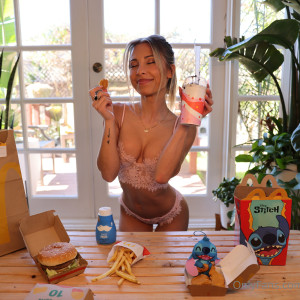 aylawoodruff #6023957