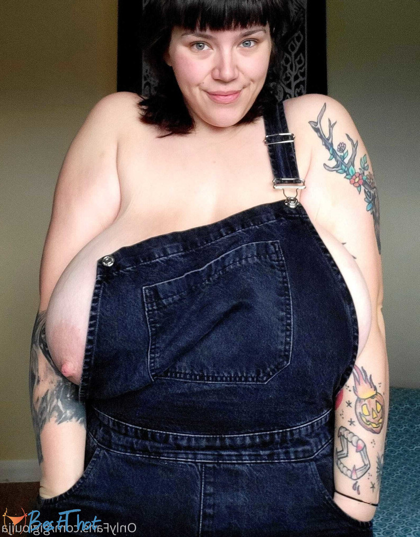 Photo by gigiouija published on December 14,2024 13:03:06 - BestThots