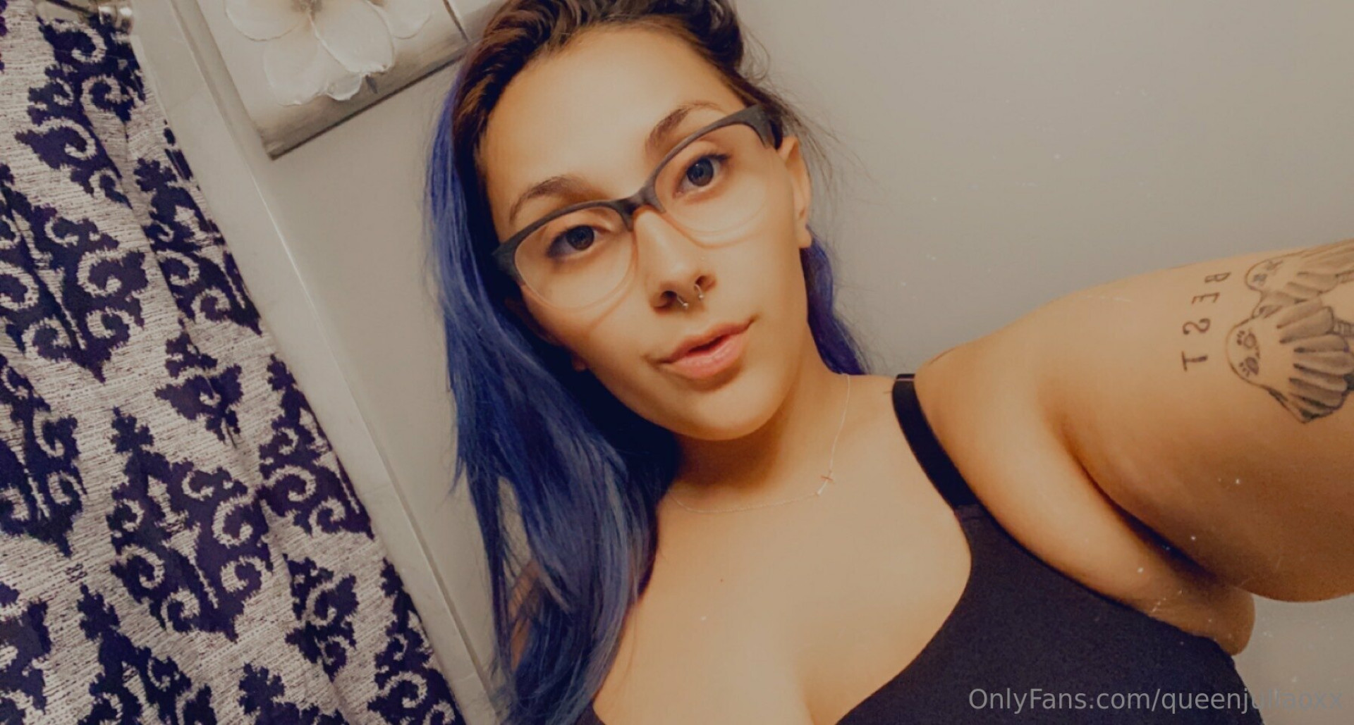 Photo by queenjuliaoxx published on November 5,2023 12:08:35 - BestThots