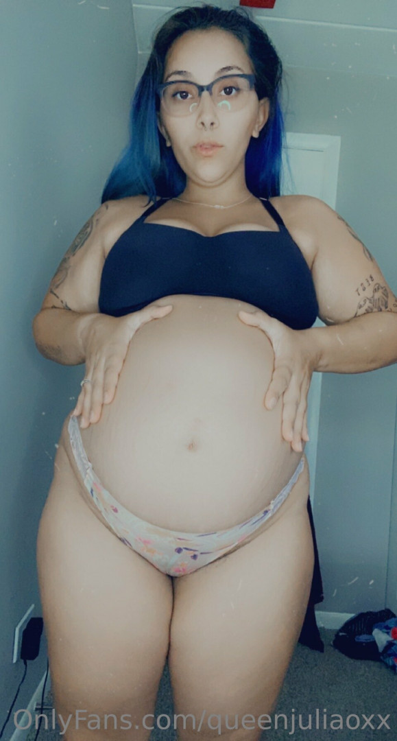 Photo by queenjuliaoxx published on November 5,2023 12:08:44 - BestThots