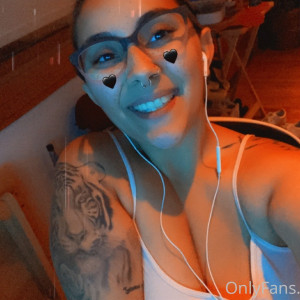 queenjuliaoxx #8306233