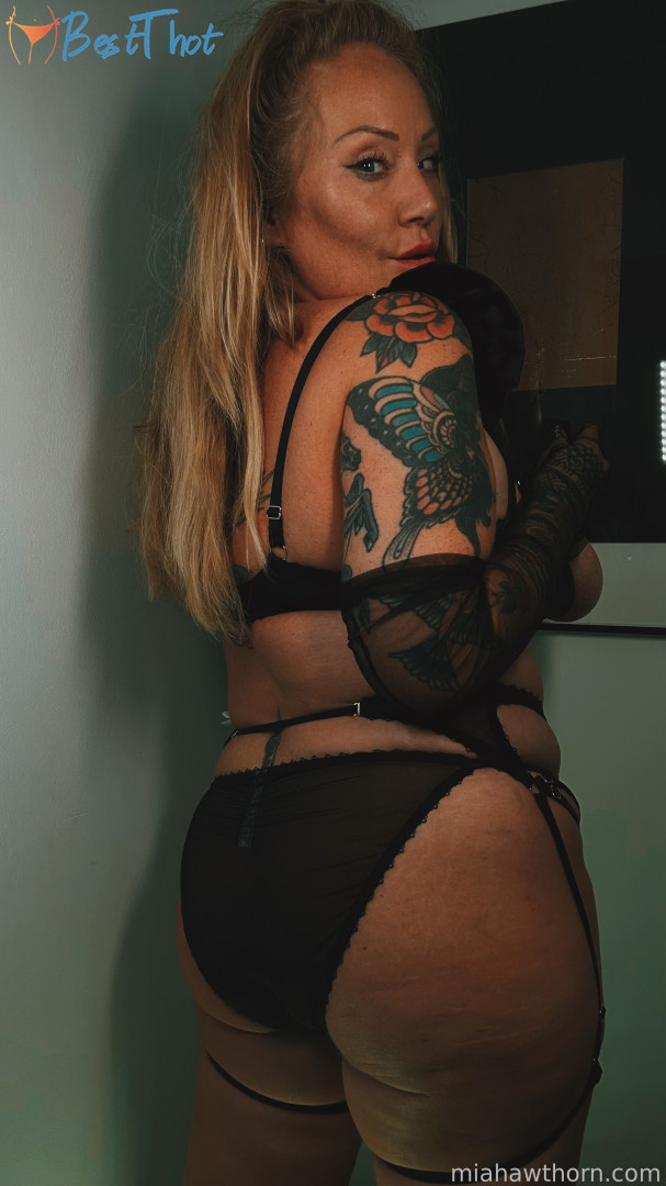 misshawthorn #9790468