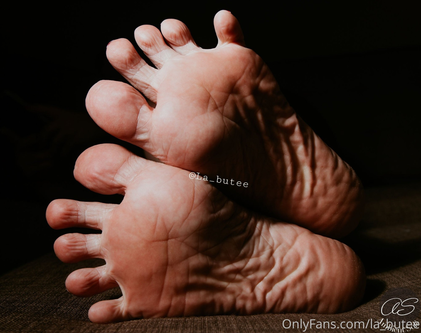 Photo by la_butee published on October 16,2023 21:08:28 - BestThots