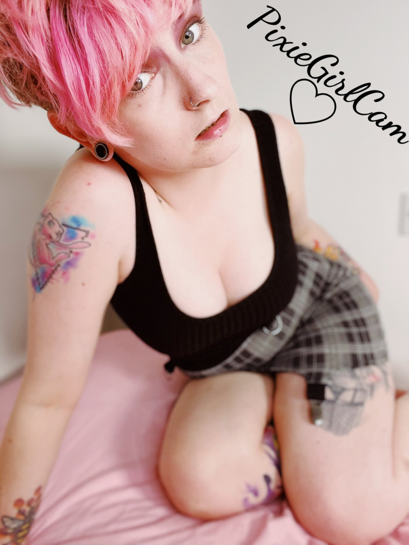 Photo by pixiegirlcam published on July 25,2023 07:04:07 - BestThots