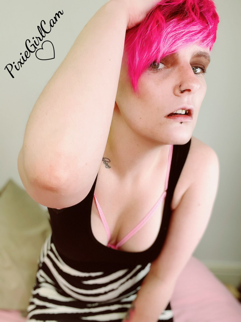 Photo by pixiegirlcam published on July 25,2023 07:05:30 - BestThots