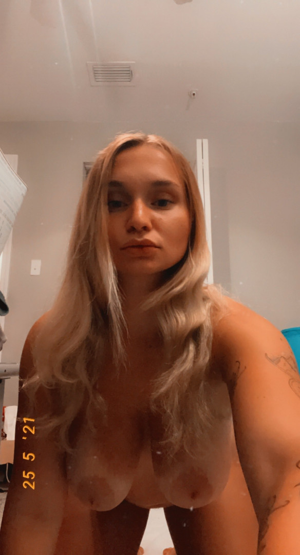 Photo by zoieburgher published on October 24,2023 21:47:21 - BestThots