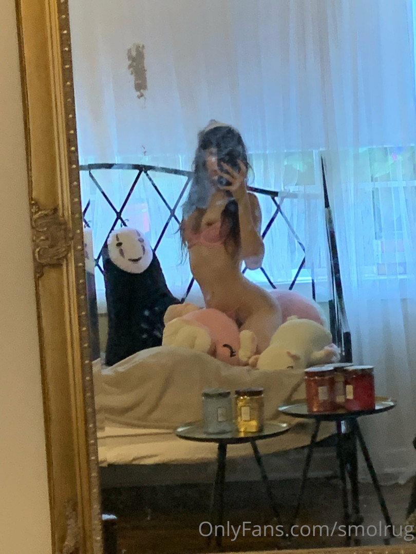Photo by smolrug published on May 17,2023 21:19:09 - BestThots