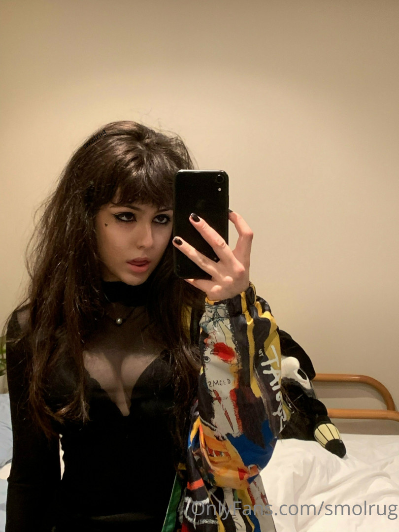 Photo by smolrug published on May 17,2023 21:19:15 - BestThots