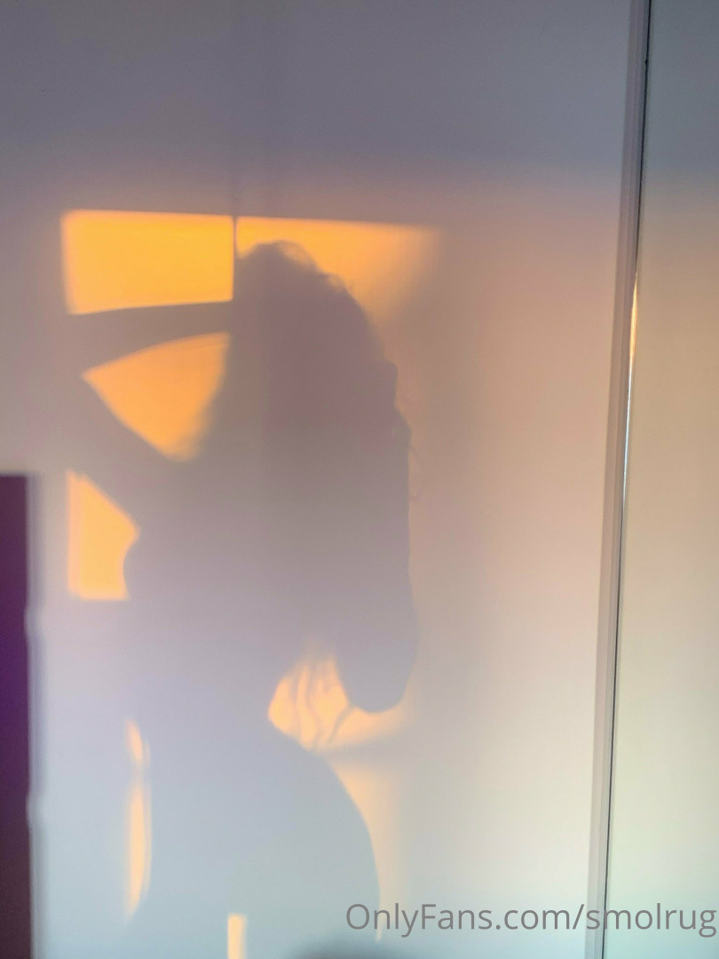 Photo by smolrug published on May 17,2023 21:19:35 - BestThots