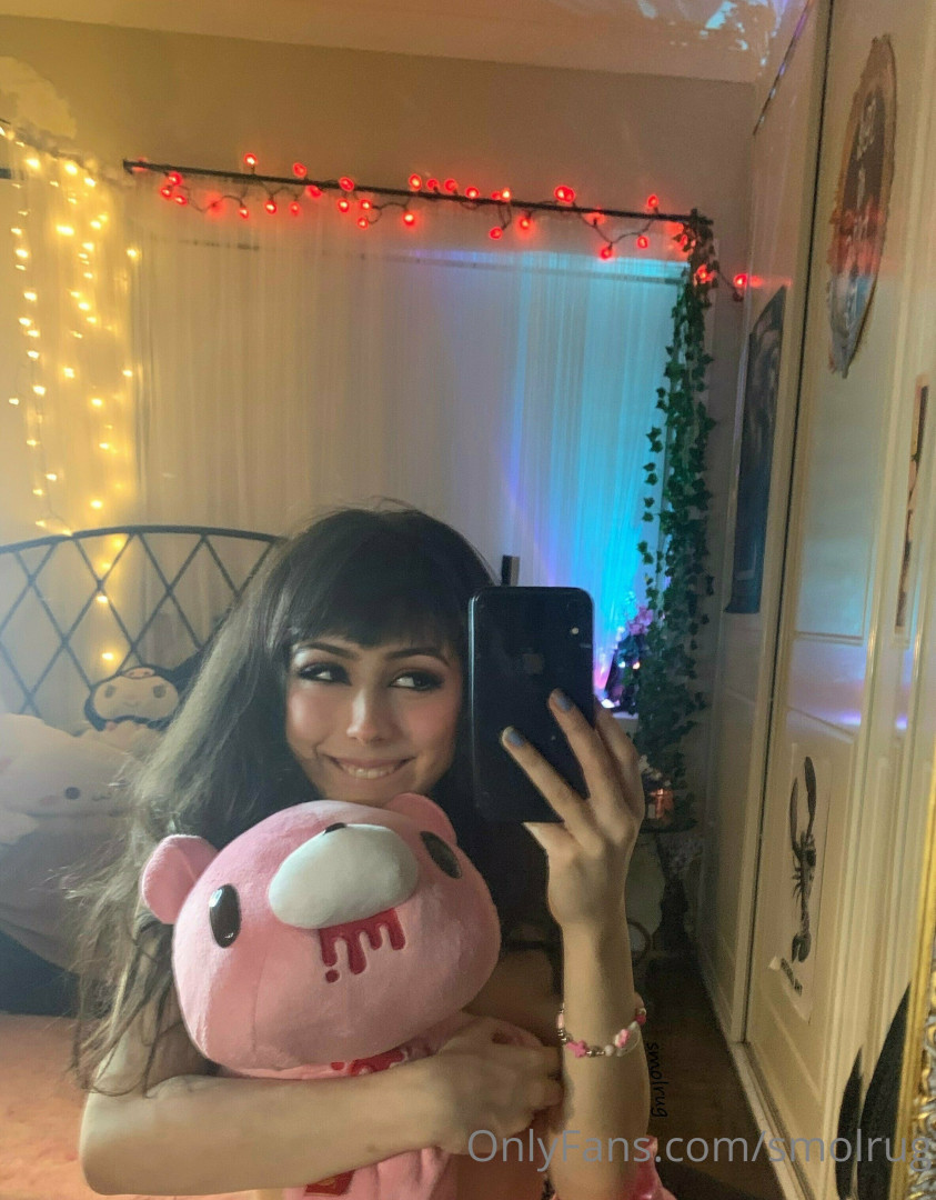 Photo by smolrug published on May 17,2023 21:21:07 - BestThots