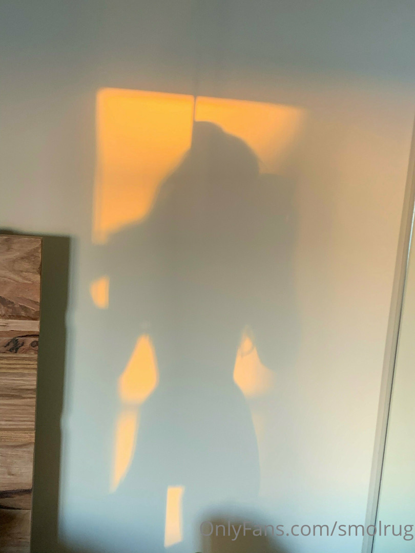 Photo by smolrug published on May 17,2023 21:21:19 - BestThots