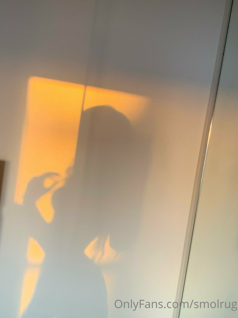 Photo by smolrug published on May 17,2023 21:22:06 - BestThots