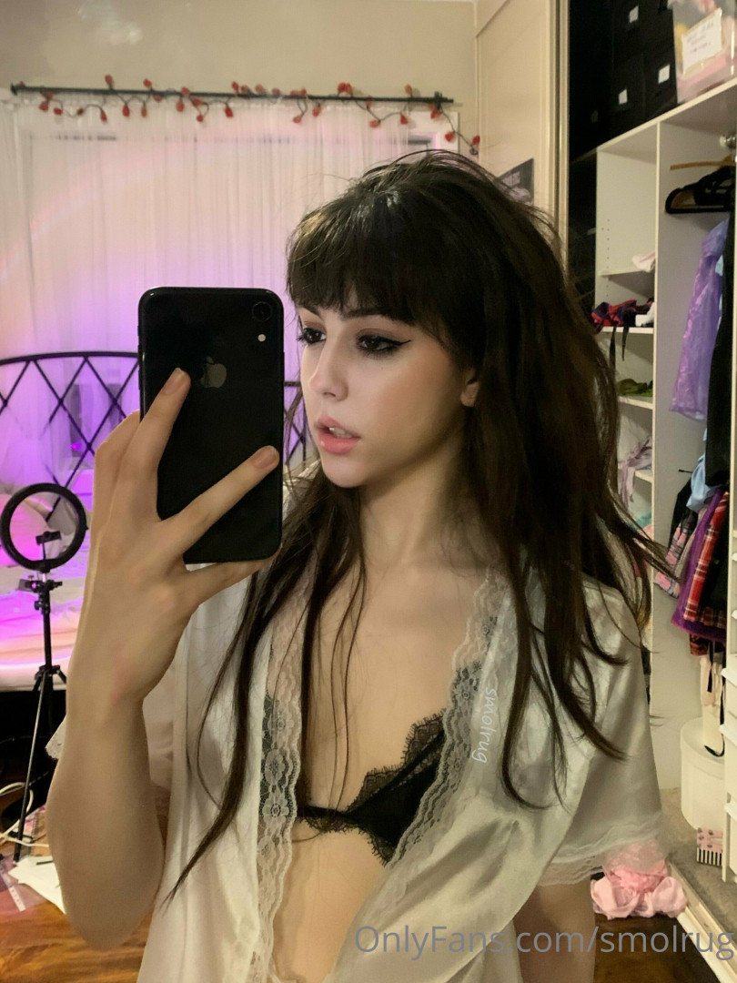 Photo by smolrug published on May 17,2023 21:23:13 - BestThots