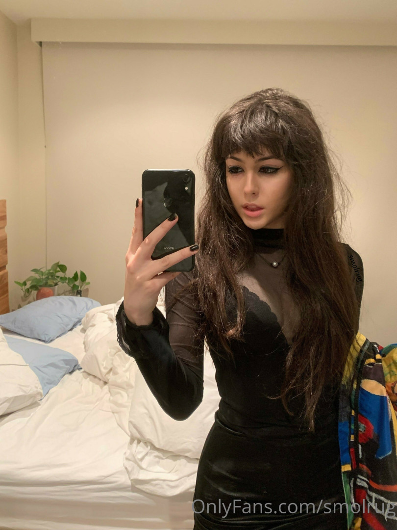 Photo by smolrug published on May 17,2023 21:23:39 - BestThots