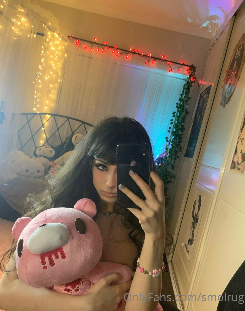 Photo by smolrug published on May 17,2023 21:24:08 - BestThots