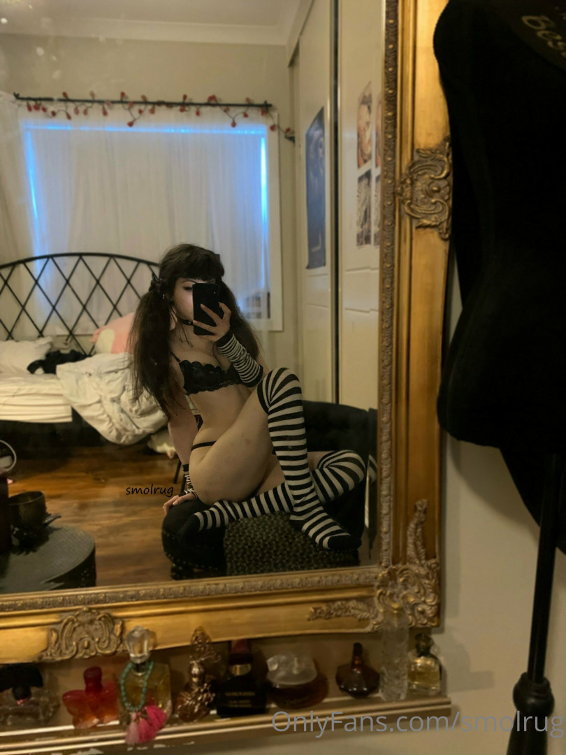 Photo by smolrug published on May 17,2023 21:24:26 - BestThots