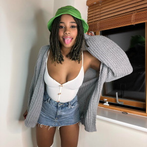 sophia_free #2220355