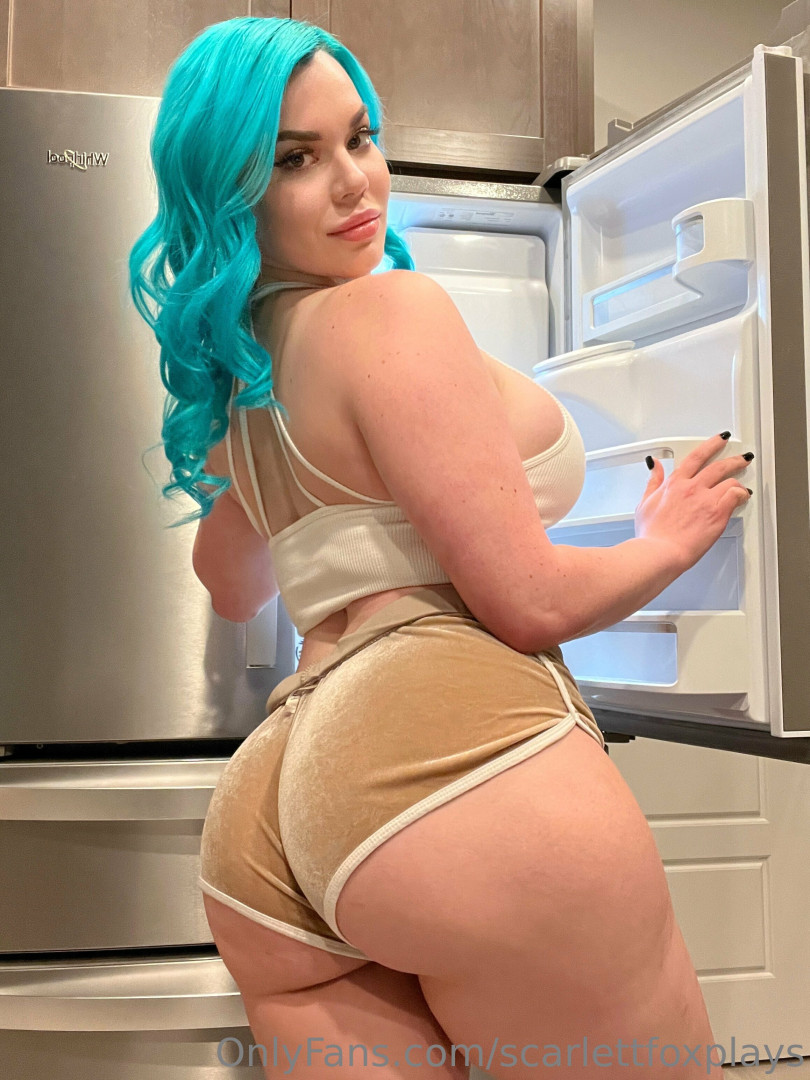 Photo by scarlettfoxplays published on October 24,2023 17:52:30 - BestThots