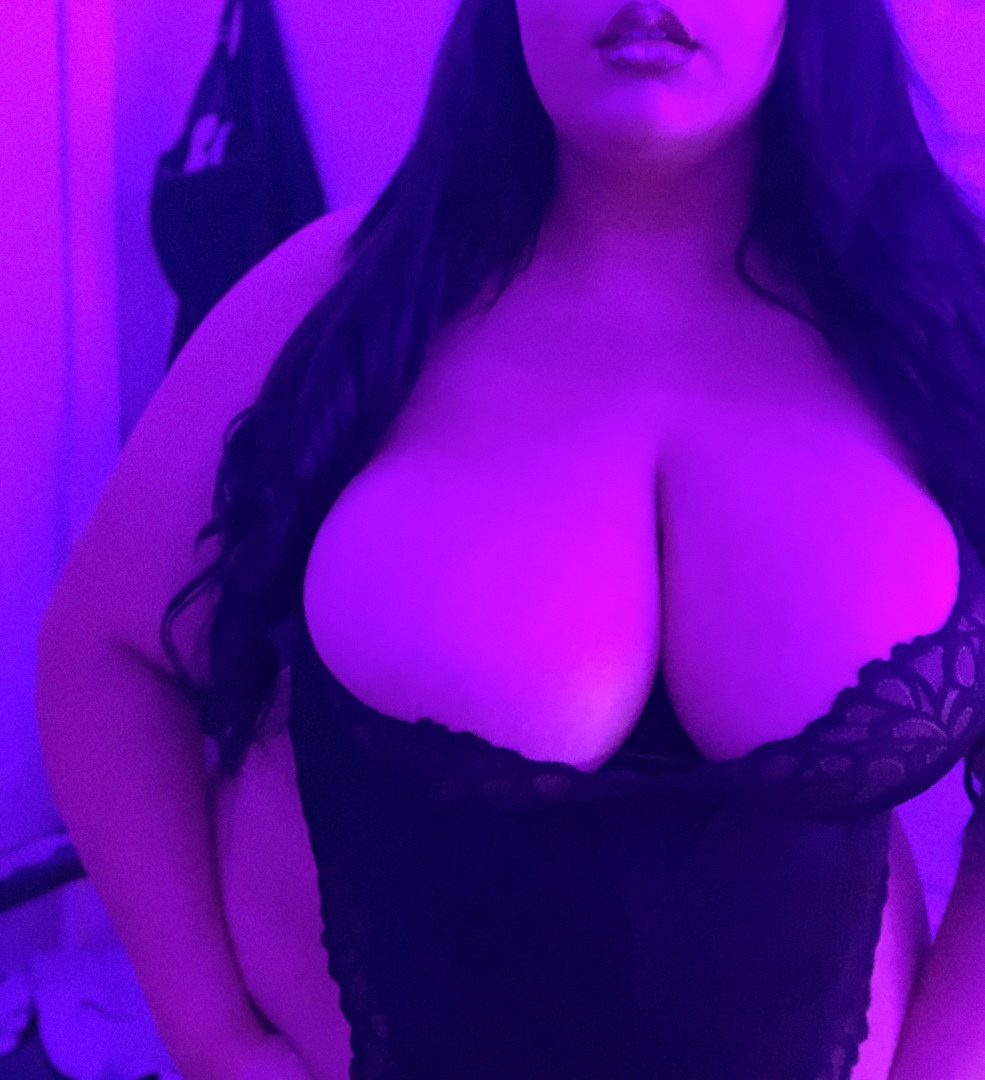 Photo by bbwaspasia published on August 2,2023 15:43:02 - BestThots