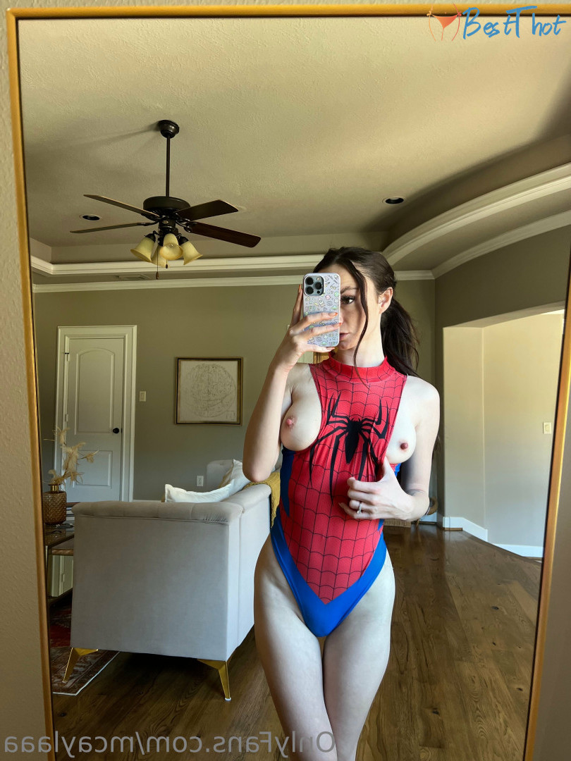 Photo by mcaylaaa published on December 10,2024 16:30:30 - BestThots
