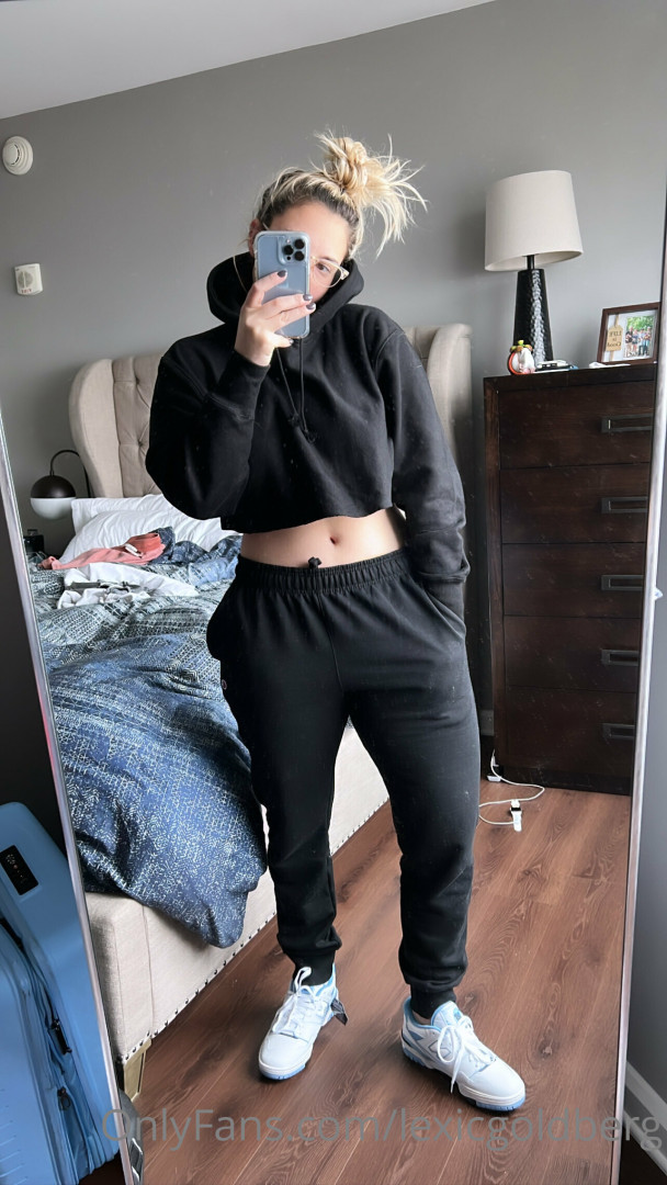 Photo by lexicgoldberg published on June 26,2023 22:56:24 - BestThots