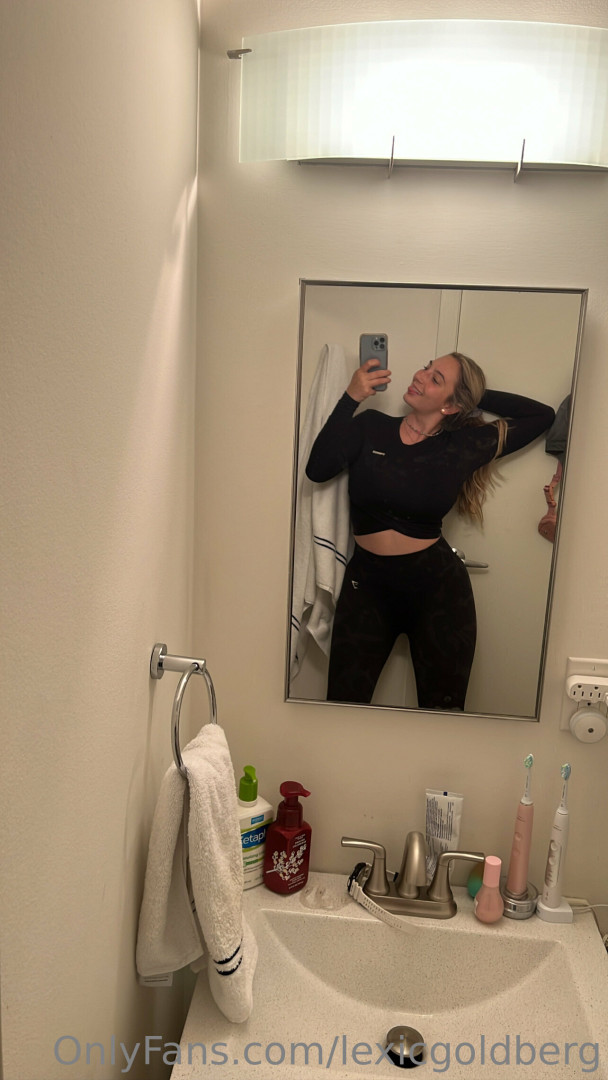 Photo by lexicgoldberg published on June 26,2023 22:59:13 - BestThots