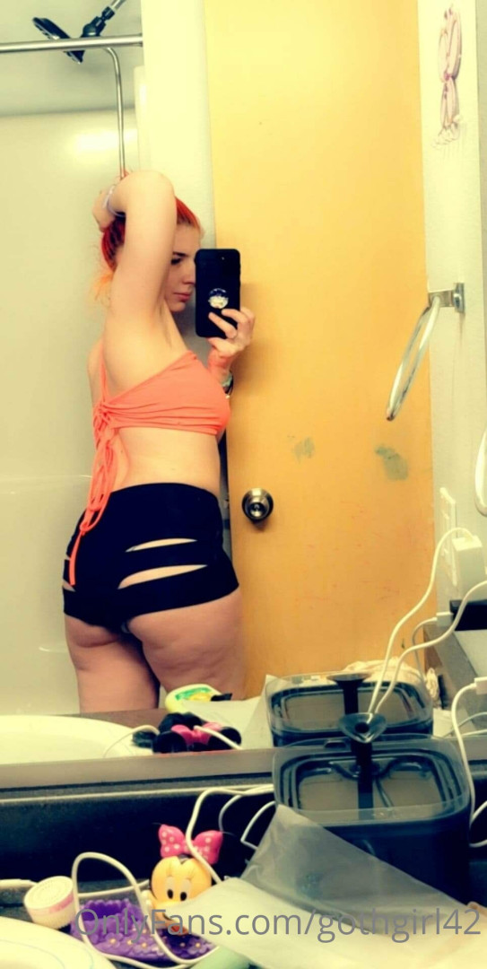 Photo by gothgirl42 published on May 26,2023 09:50:27 - BestThots