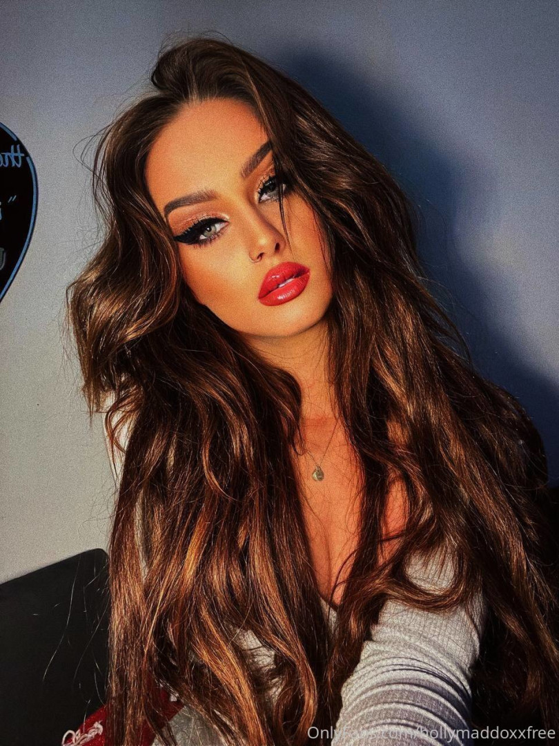 Photo by hollymaddoxxfree published on October 16,2023 00:28:03 - BestThots