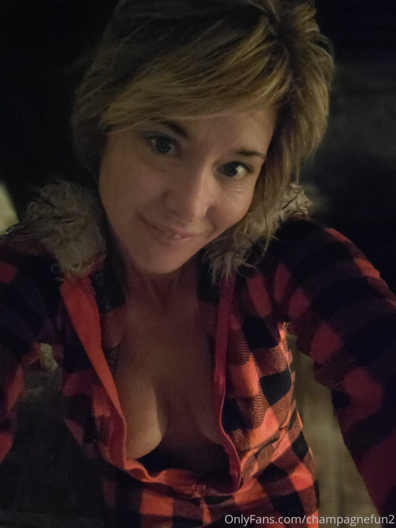 Photo by champagnefun2 published on May 29,2023 07:08:28 - BestThots