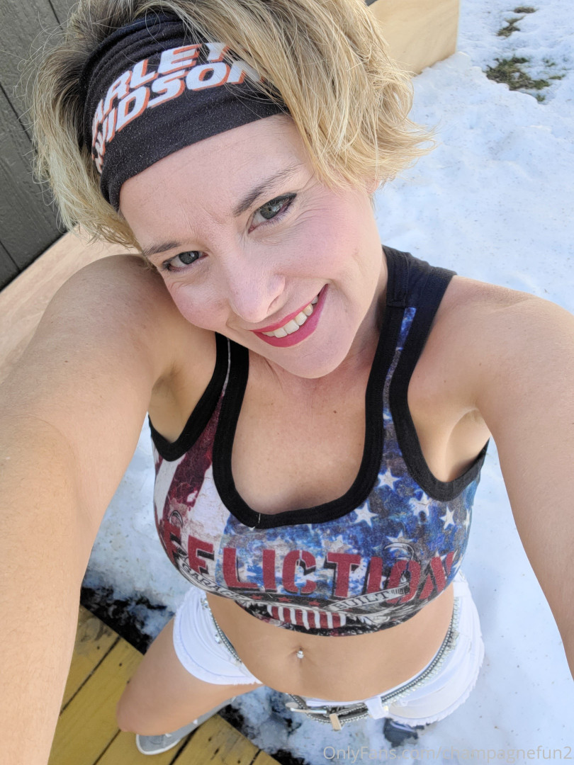 Photo by champagnefun2 published on May 29,2023 07:08:46 - BestThots