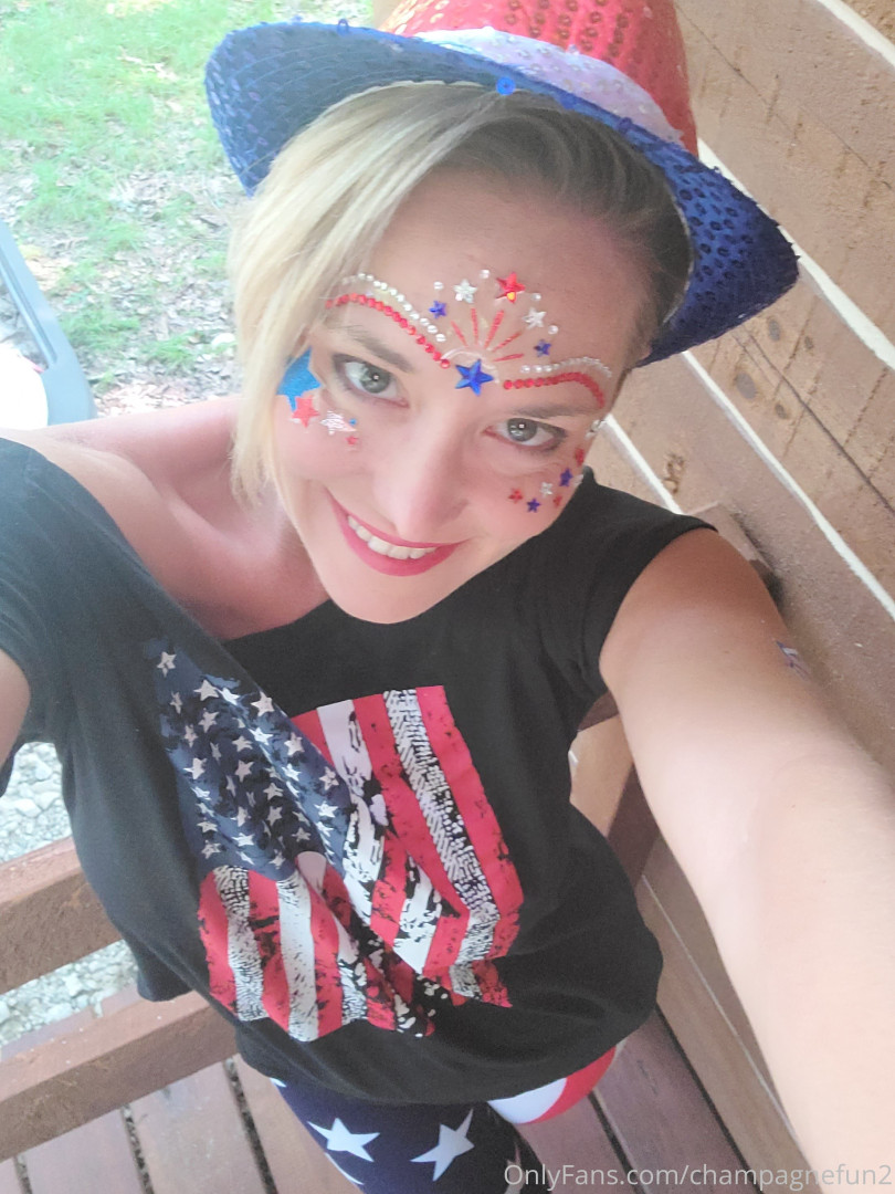 Photo by champagnefun2 published on May 29,2023 07:09:38 - BestThots