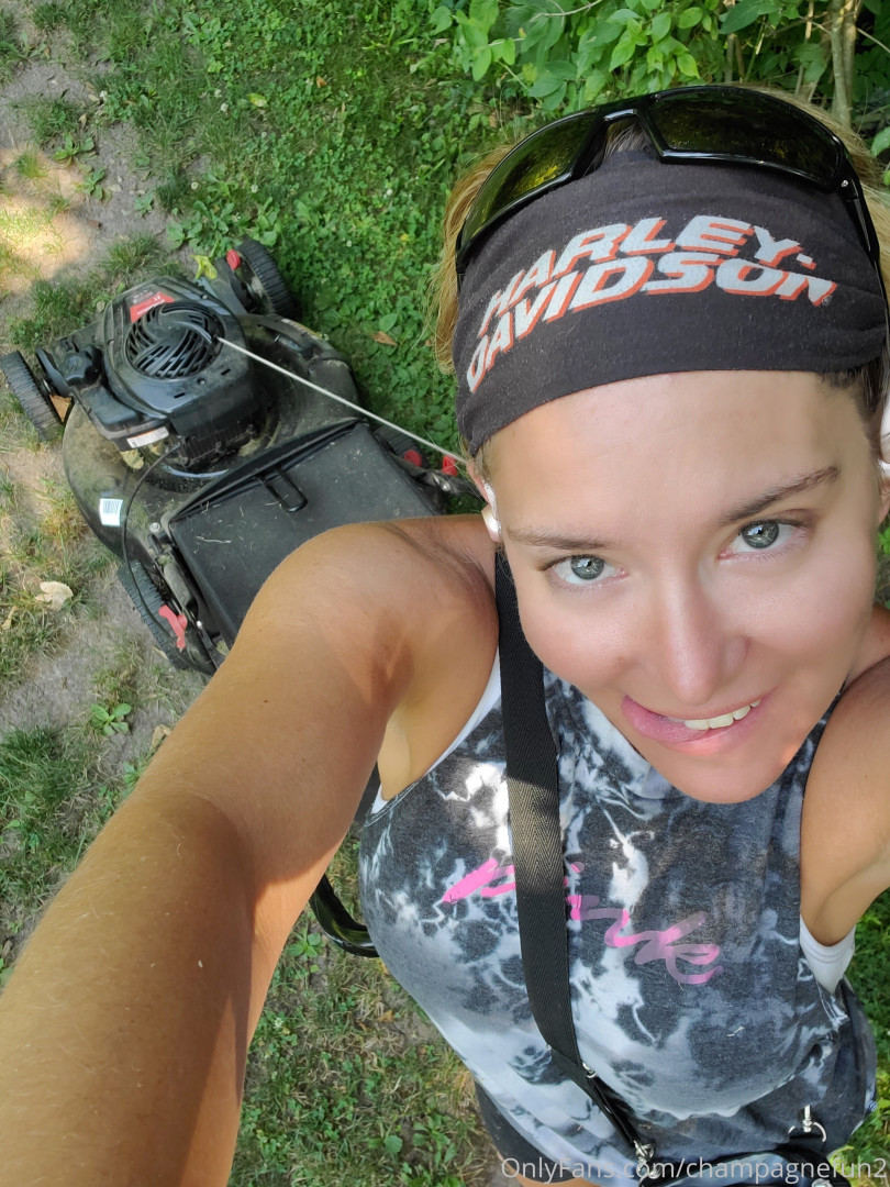 Photo by champagnefun2 published on May 29,2023 07:10:17 - BestThots