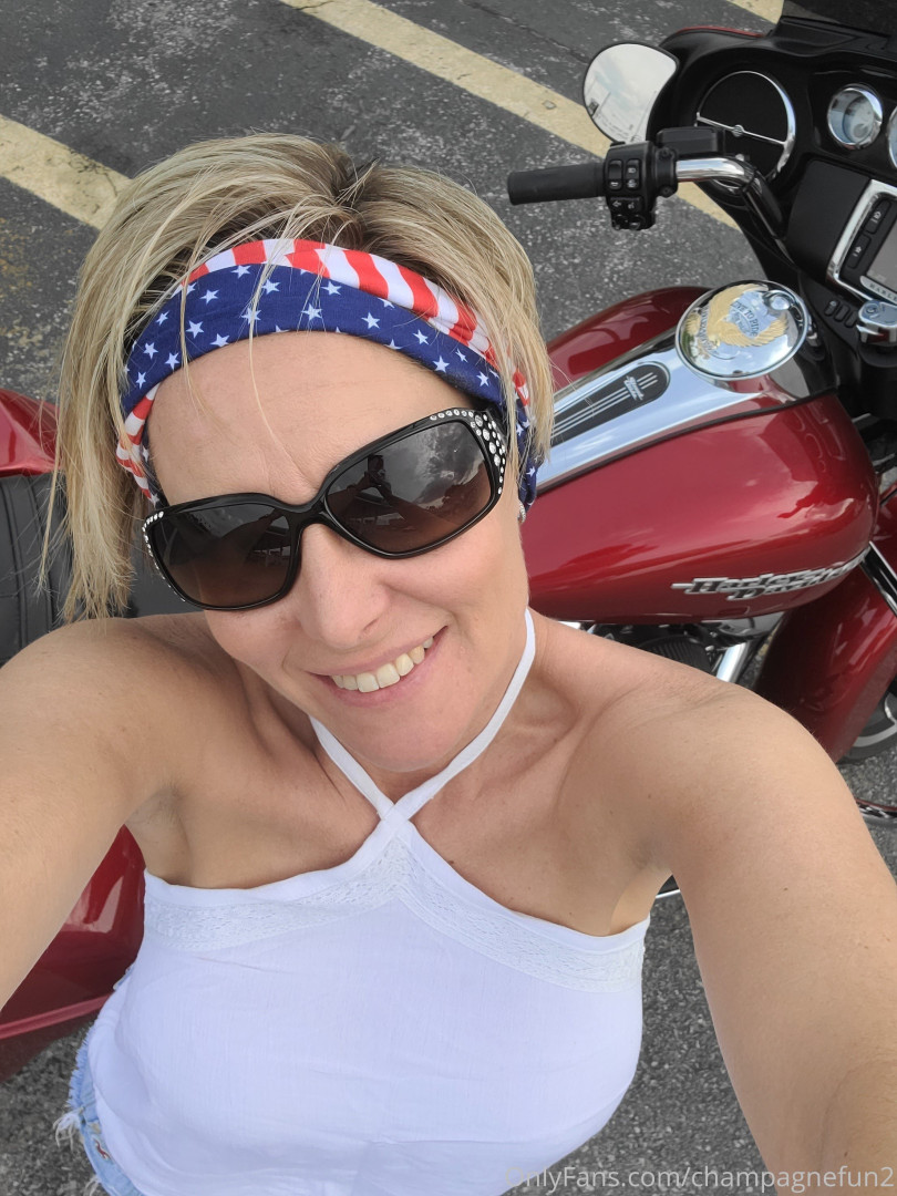 Photo by champagnefun2 published on May 29,2023 07:13:32 - BestThots