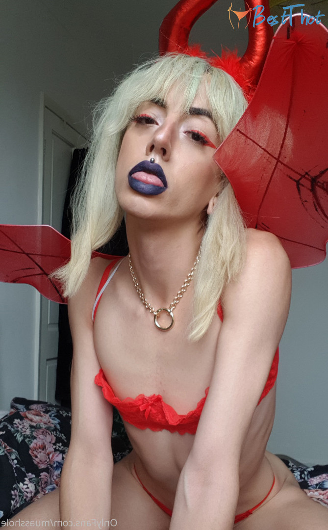 Photo by muasshole published on December 15,2024 17:05:05 - BestThots