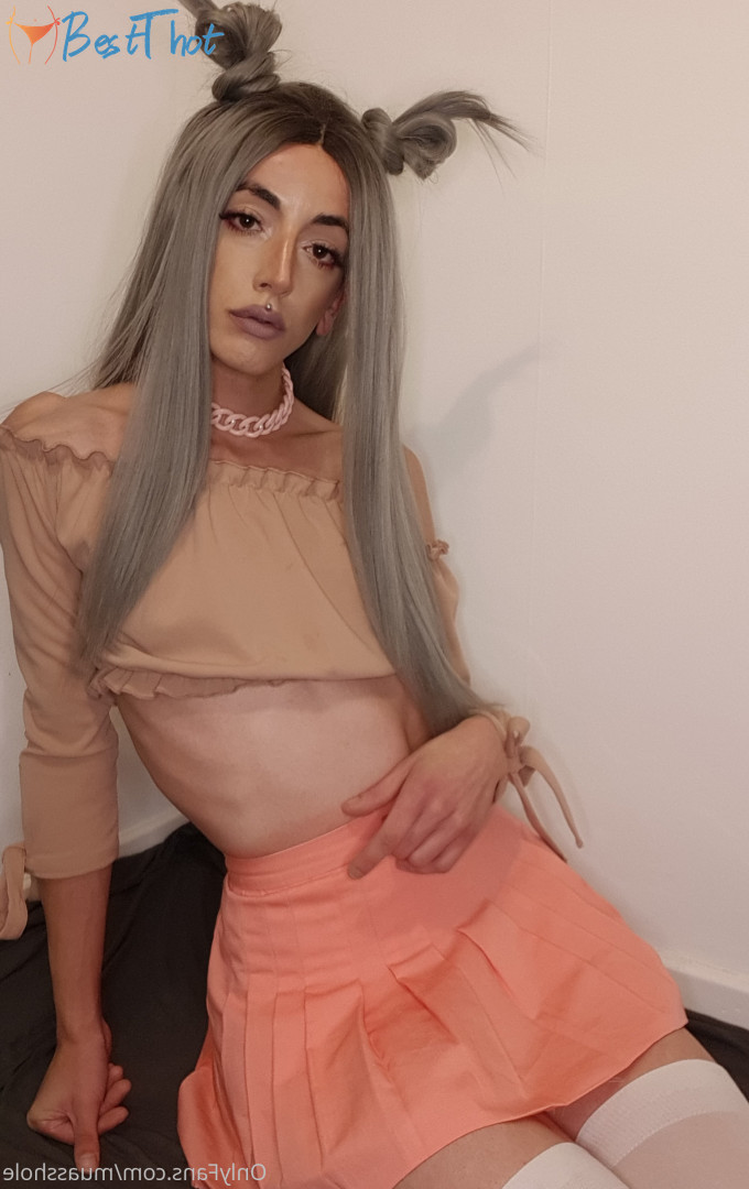 Photo by muasshole published on December 15,2024 18:05:47 - BestThots