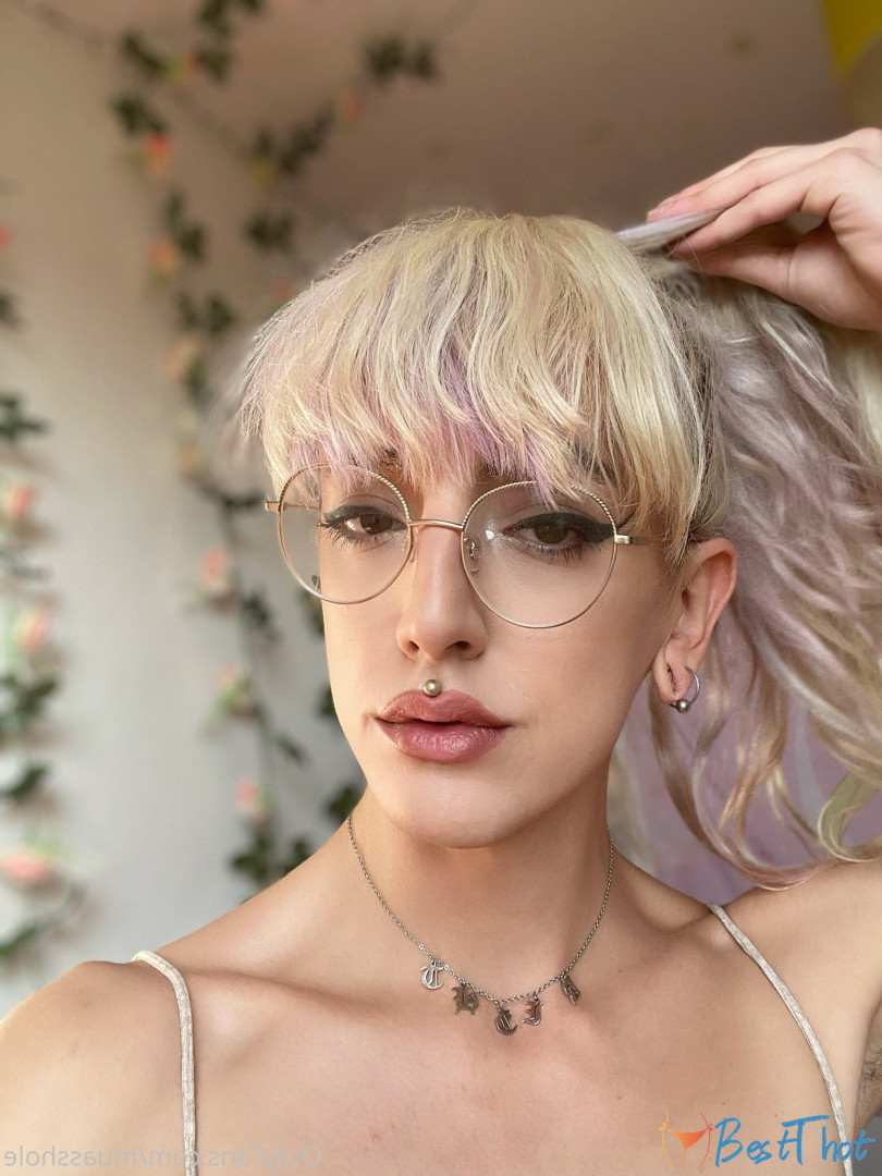 Photo by muasshole published on December 15,2024 18:07:58 - BestThots