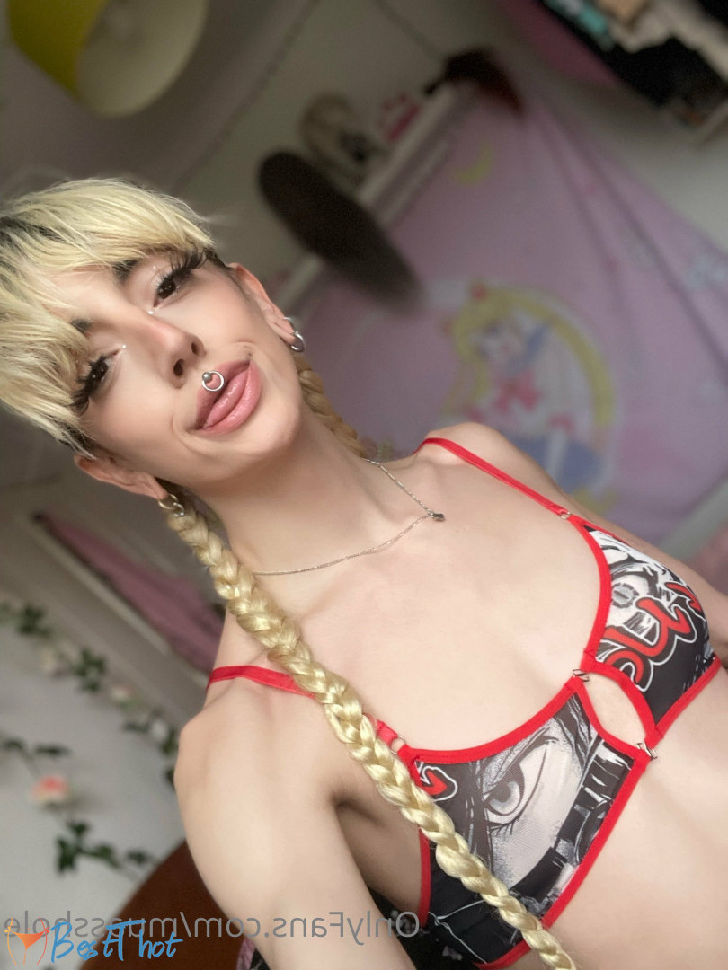 Photo by muasshole published on December 15,2024 19:04:27 - BestThots