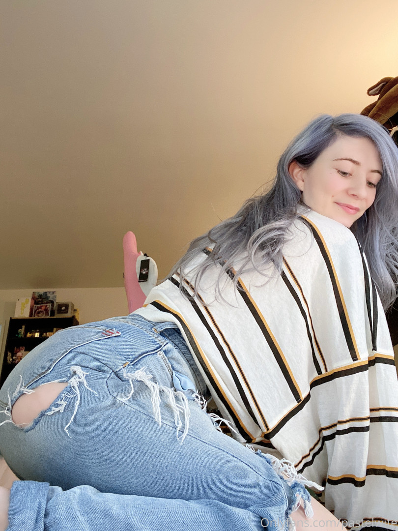 Photo by pastelwife published on August 18,2023 05:36:27 - BestThots