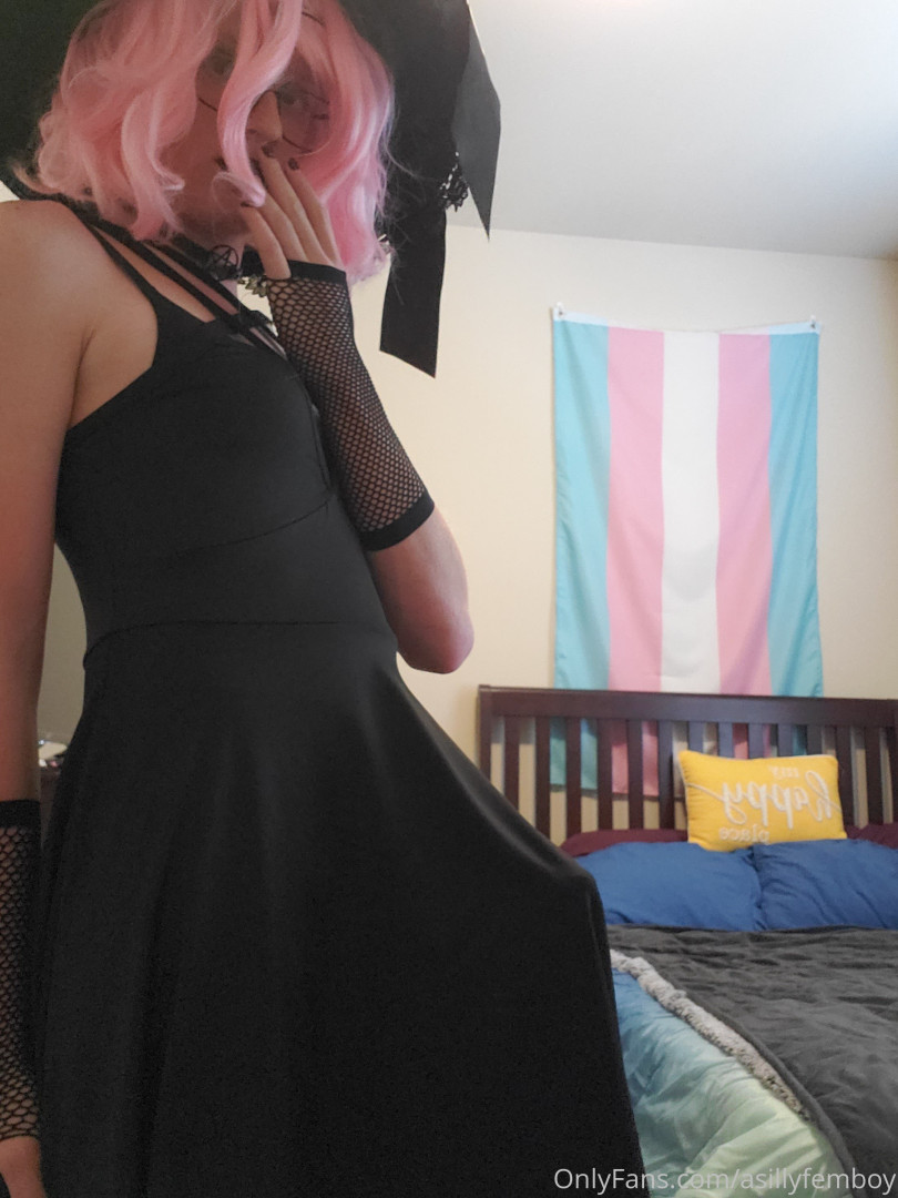 Photo by asillyfemboy published on July 20,2023 20:00:52 - BestThots