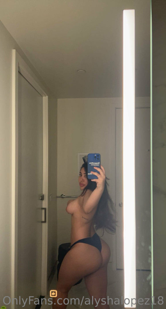 Photo by alyshalopez18 published on October 15,2023 04:42:02 - BestThots