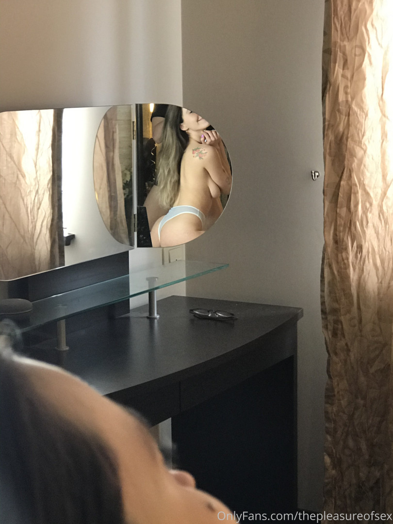 Photo by thepleasureofsex published on June 12,2023 21:01:20 - BestThots