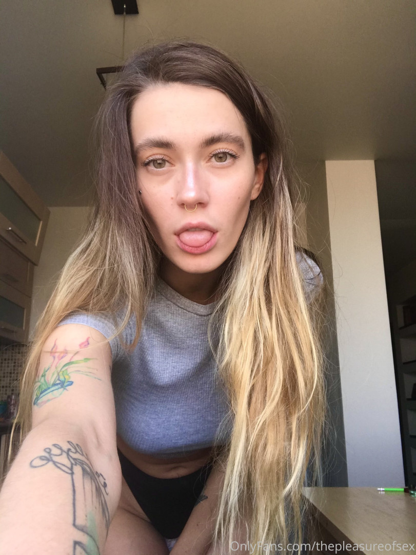 Photo by thepleasureofsex published on June 12,2023 21:01:40 - BestThots