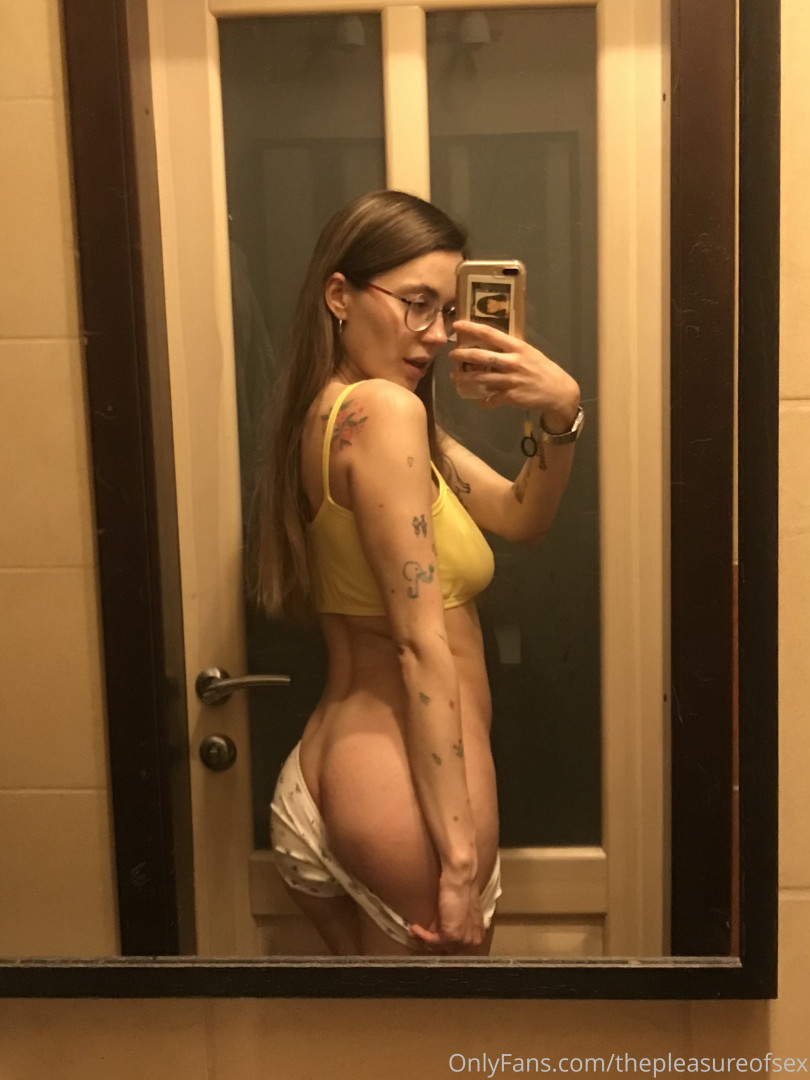 Photo by thepleasureofsex published on June 12,2023 21:03:05 - BestThots