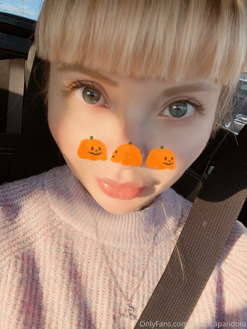 Photo by lunaticapandora published on October 17,2023 02:56:36 - BestThots