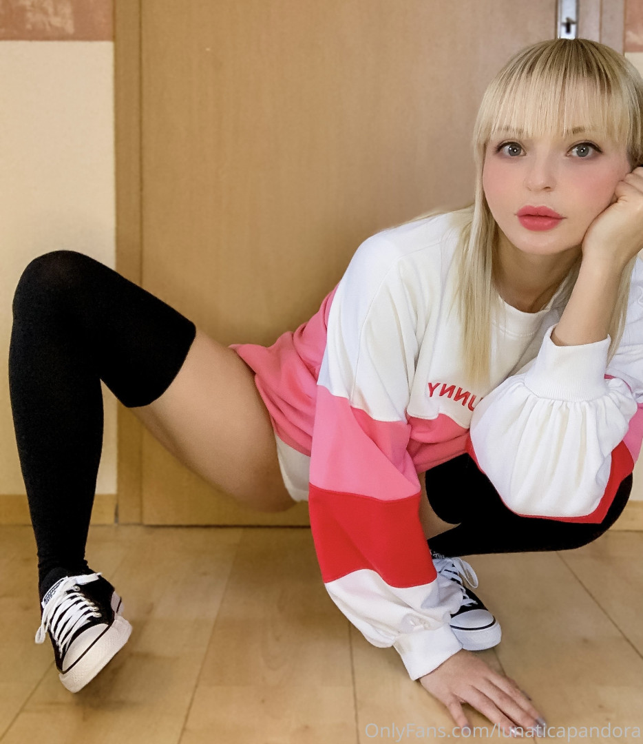 Photo by lunaticapandora published on October 17,2023 03:03:56 - BestThots